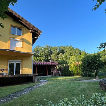 Holiday Homer Kuca Na Obali Vrbasa Banja Luka Ngoại thất bức ảnh